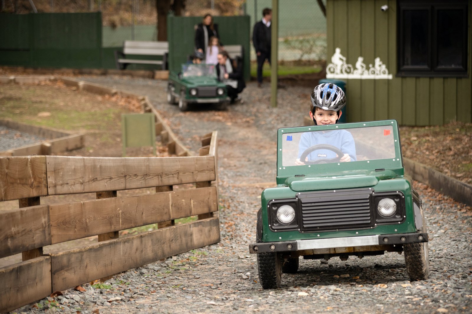 Family woodland activities at Bainland Lodge Retreats